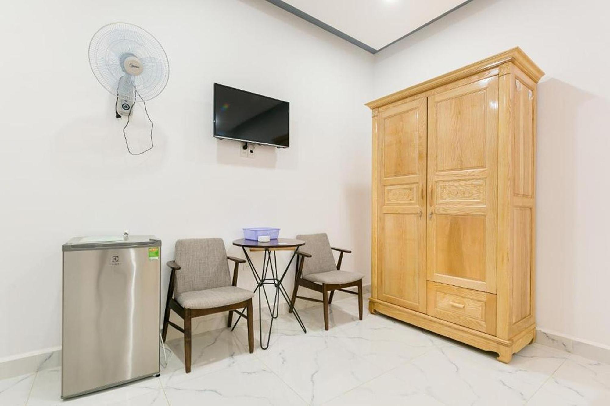 Ruby Hotel Дуонг-Донг Экстерьер фото